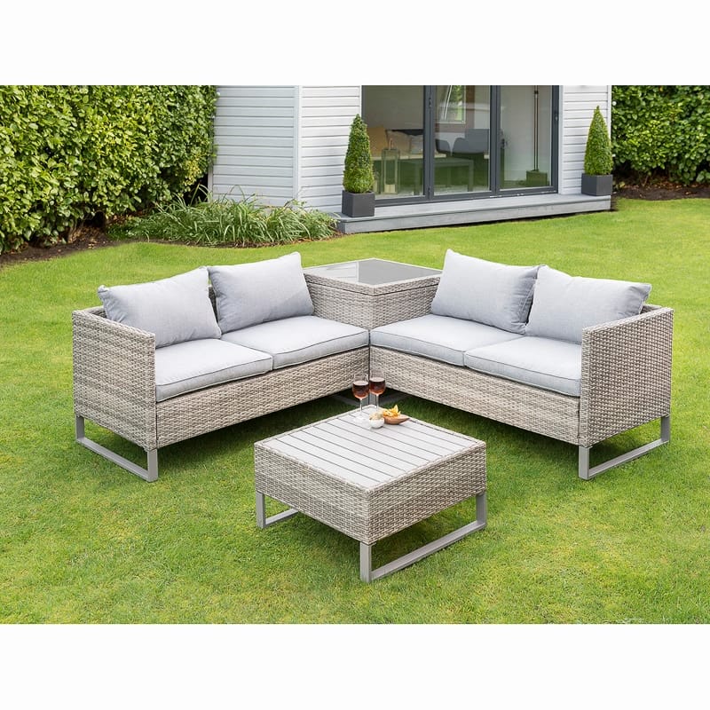 B&M Garden Furniture UK 2026 — Is It Worth Buying? post image